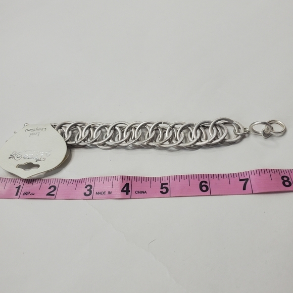 True Women's Circular Bracelet Silver Toned - Picture 4 of 4